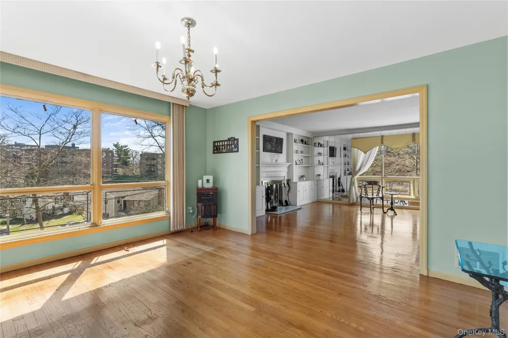 18 Devon Road Bronxville, NY 10708