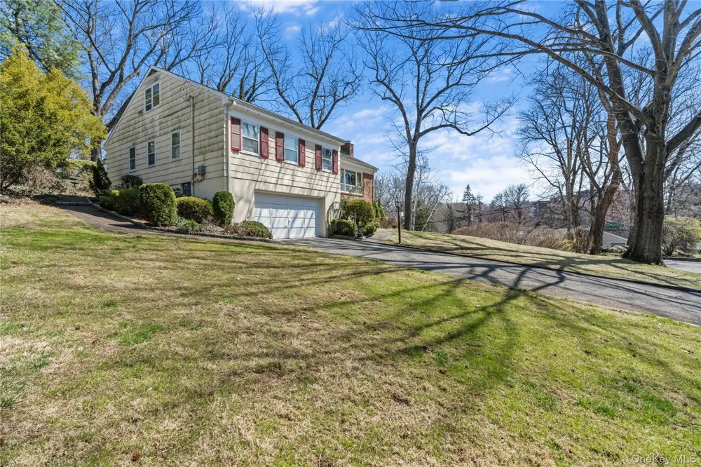 18 Devon Road Bronxville, NY 10708