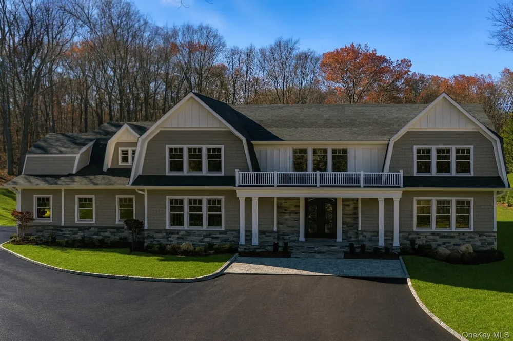 541 Split Rock Road Syosset, NY 11791