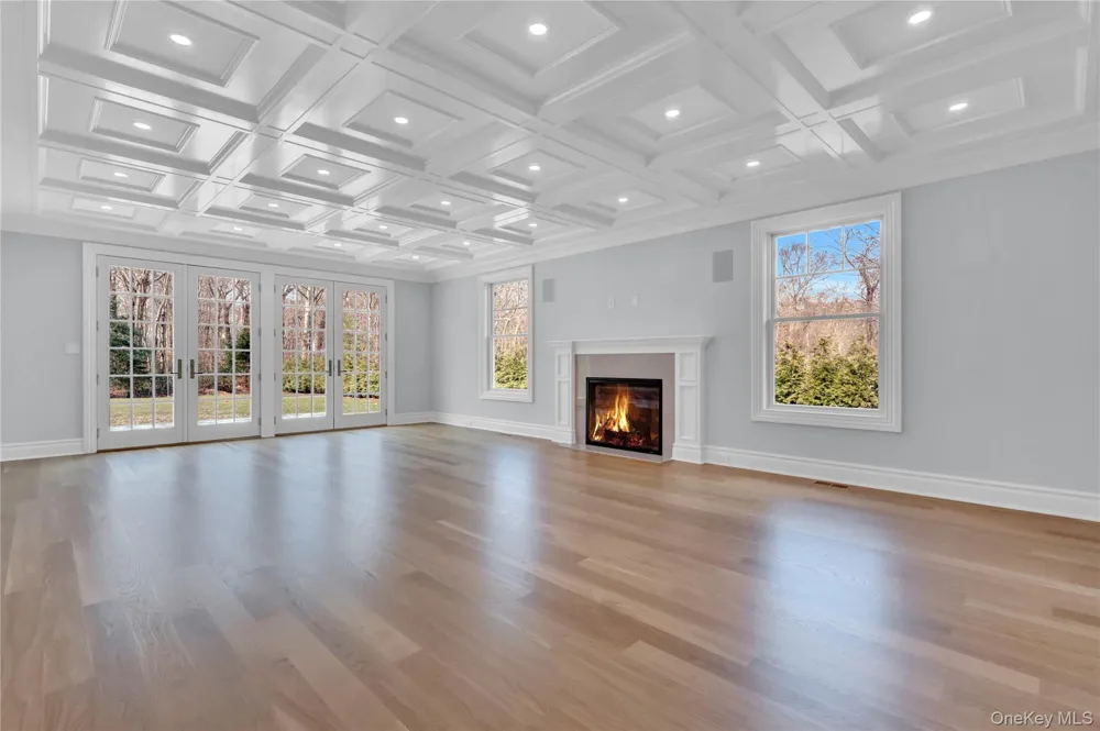 541 Split Rock Road Syosset, NY 11791
