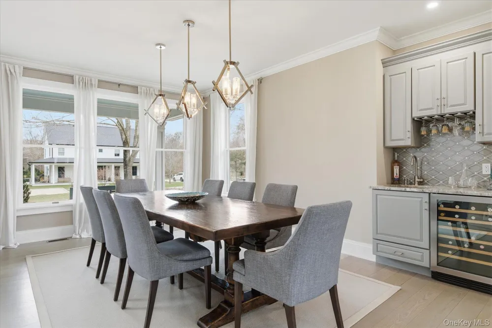 12 Terry Dr. Shelter Island, NY 11964