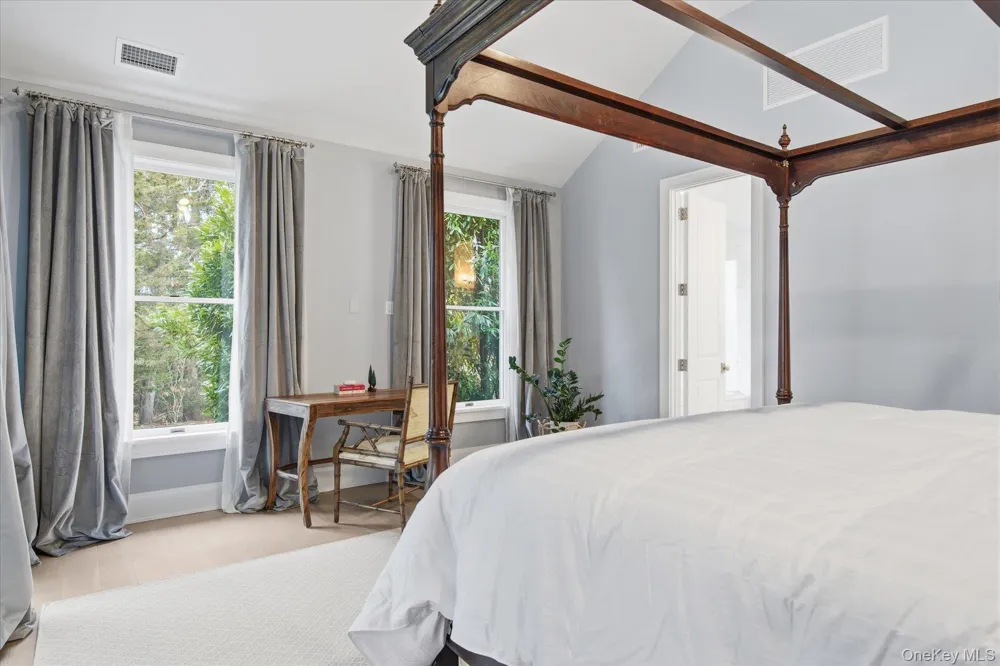 12 Terry Dr. Shelter Island, NY 11964
