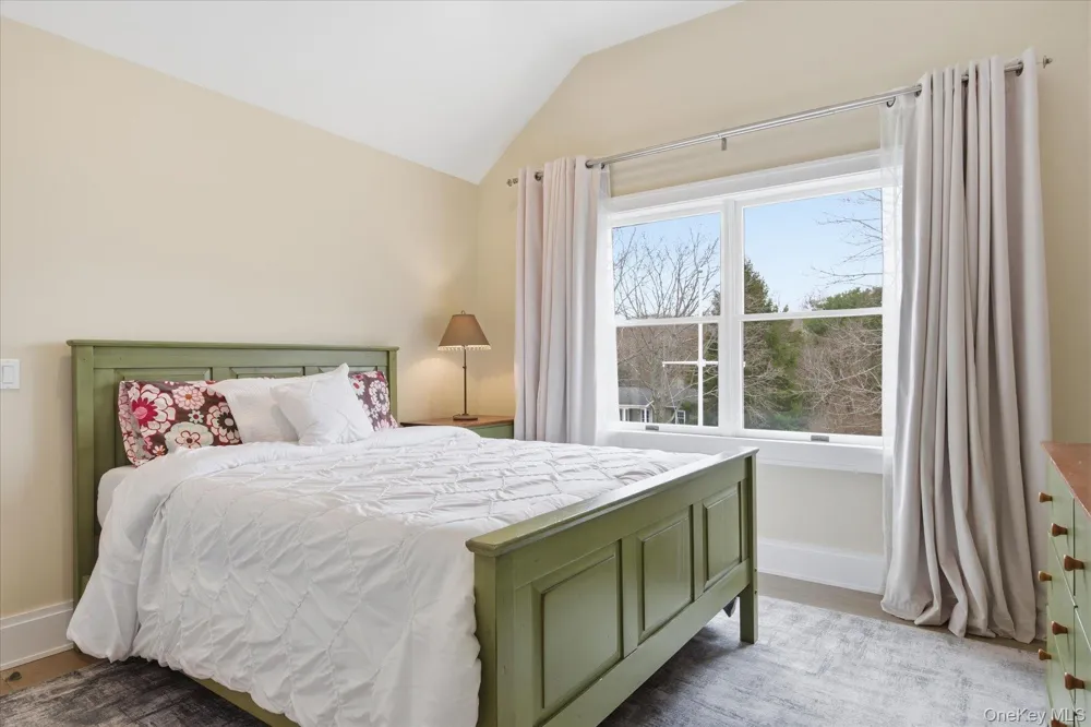 12 Terry Dr. Shelter Island, NY 11964