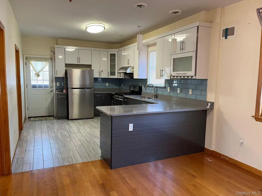 70-10 172nd Street Fresh Meadows, NY 11365