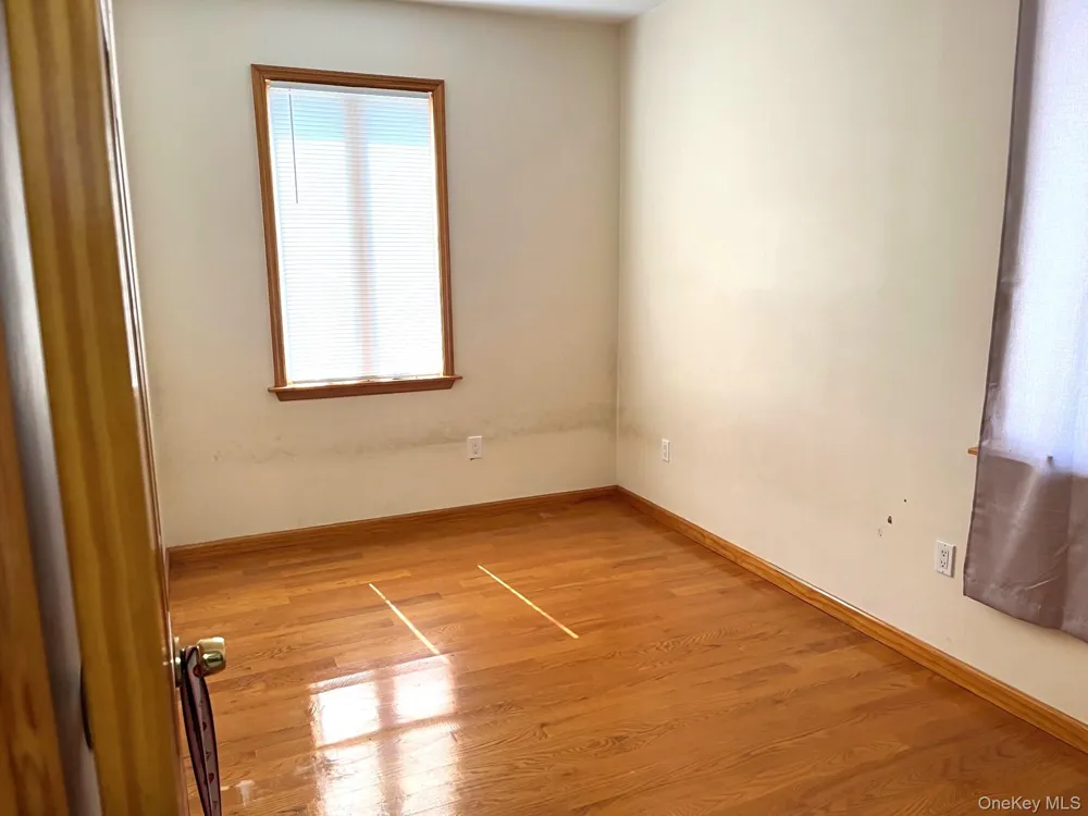 70-10 172nd Street Fresh Meadows, NY 11365
