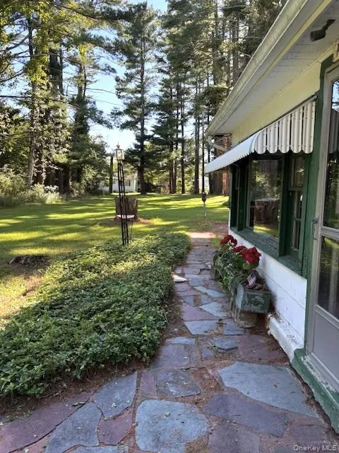 12 Kiernan Glen Cuddebackville, NY 12729