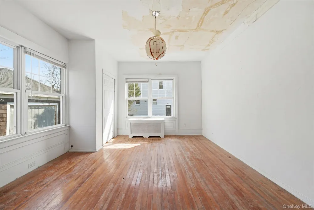 1046 Dickens Street Far Rockaway, NY 11691