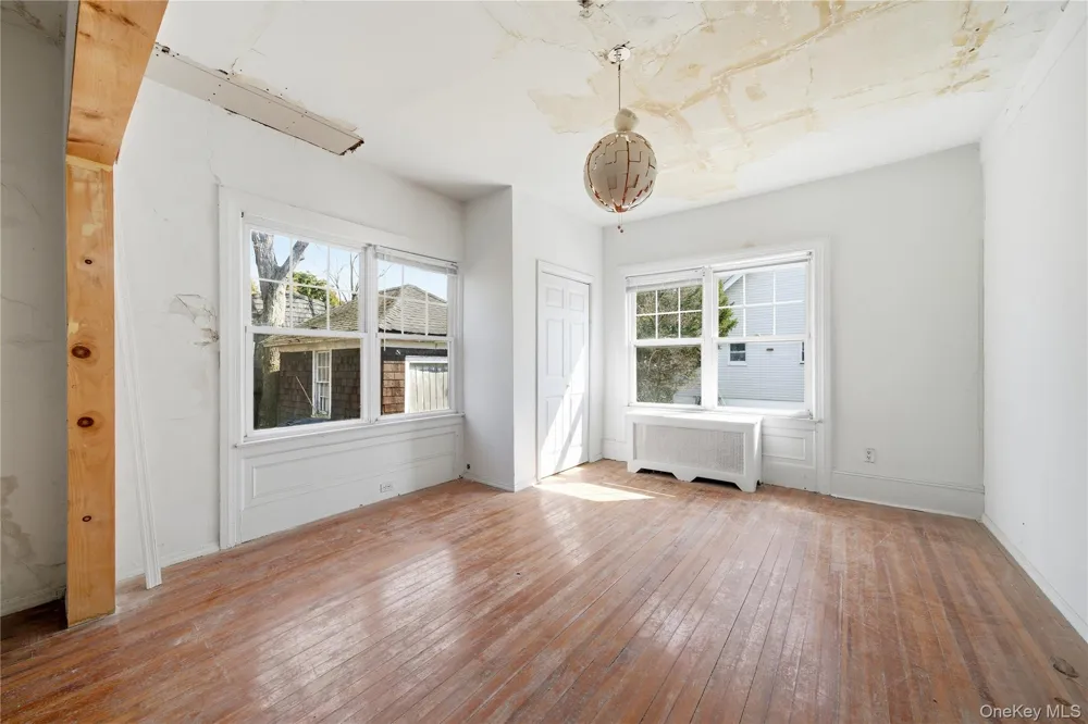 1046 Dickens Street Far Rockaway, NY 11691