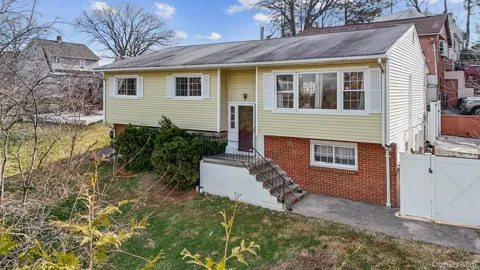 14 Dickinson Avenue