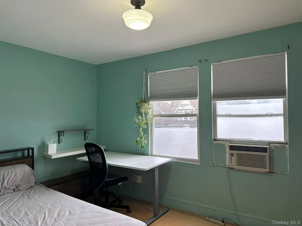 9703 105th Street Ozone Park, NY 11416