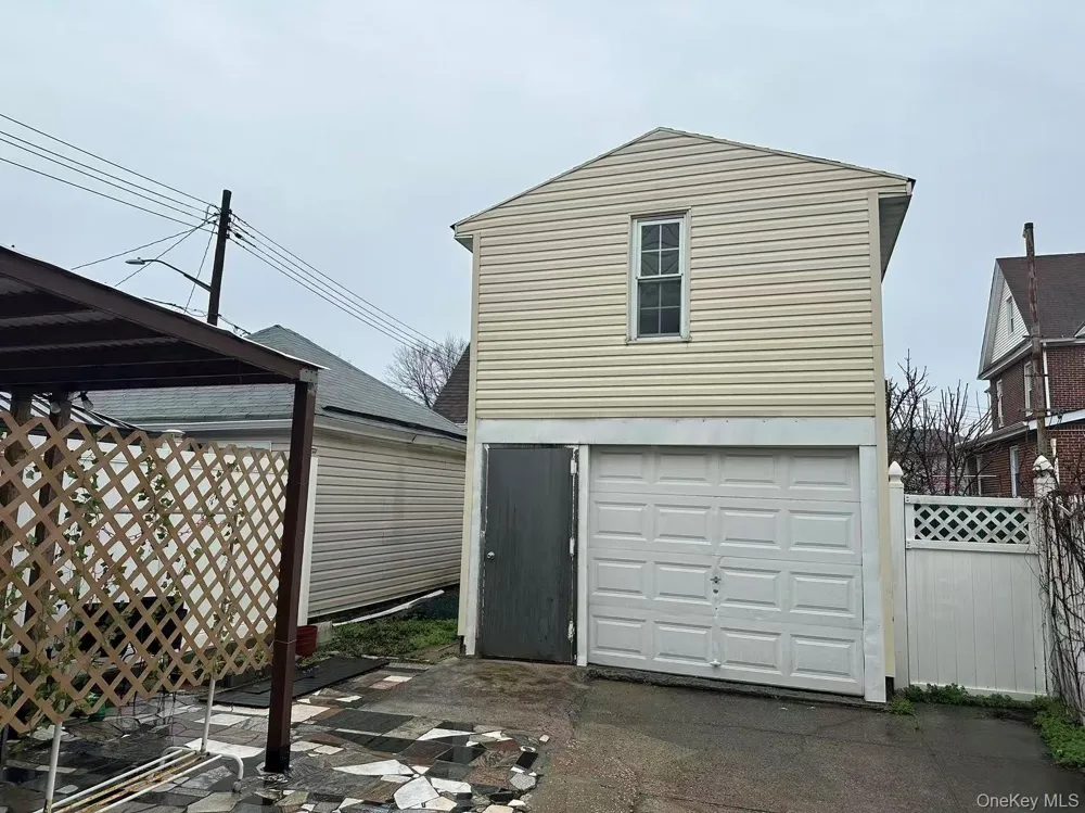 9703 105th Street Ozone Park, NY 11416