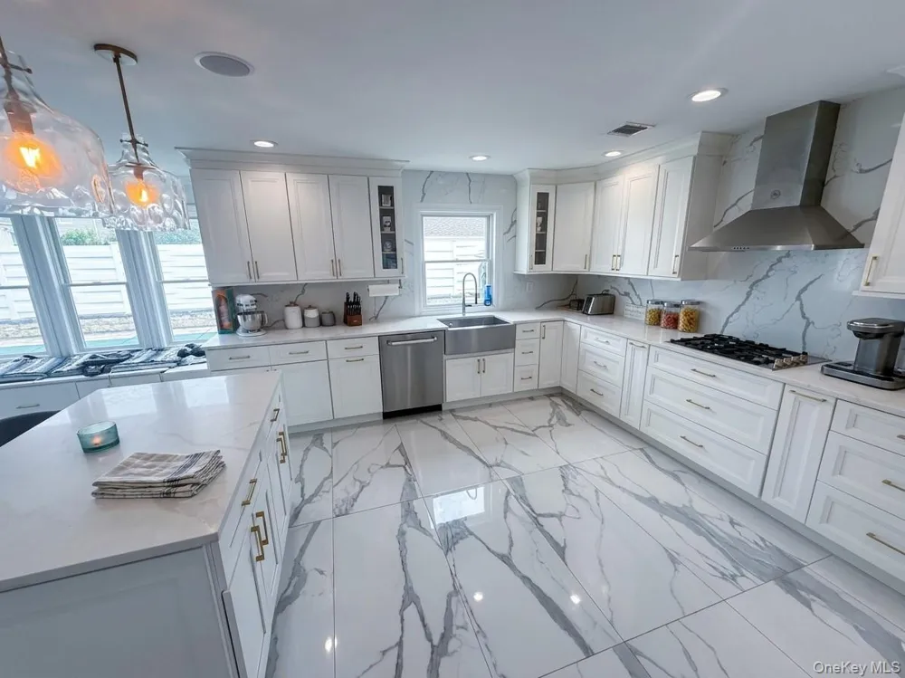 1903 Bergen Street Bellmore, NY 11710