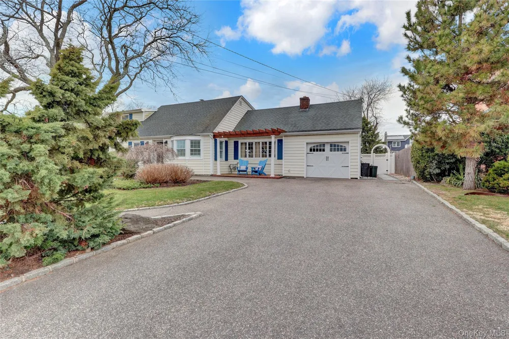 197 Blackheath Road Lido Beach, NY 11561