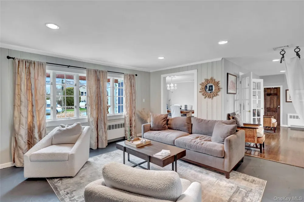 197 Blackheath Road Lido Beach, NY 11561
