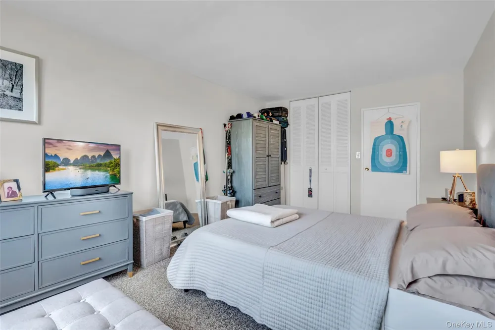 20 Wendell Street #26E Hempstead, NY 11550
