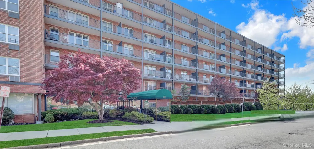 20 Wendell Street #26E Hempstead, NY 11550