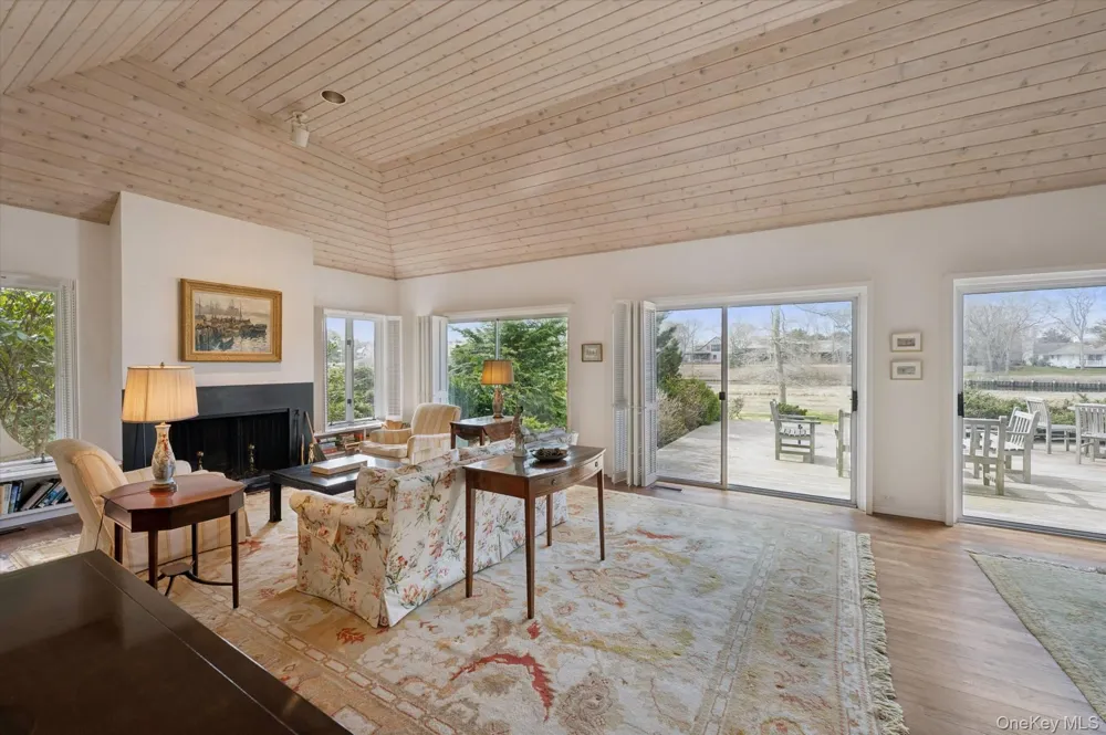 7 Penniman Point Road Quogue, NY 11959