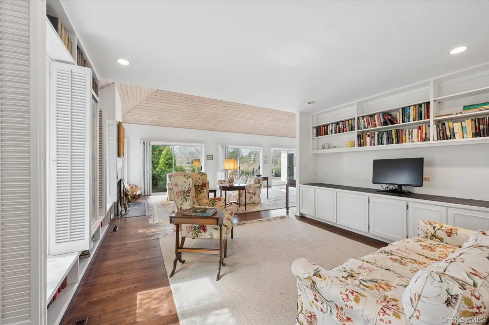 7 Penniman Point Road Quogue, NY 11959