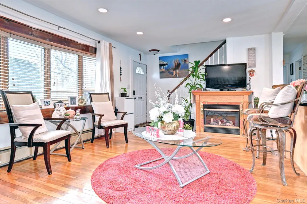 12 Bruce Lane Kings Park, NY 11754