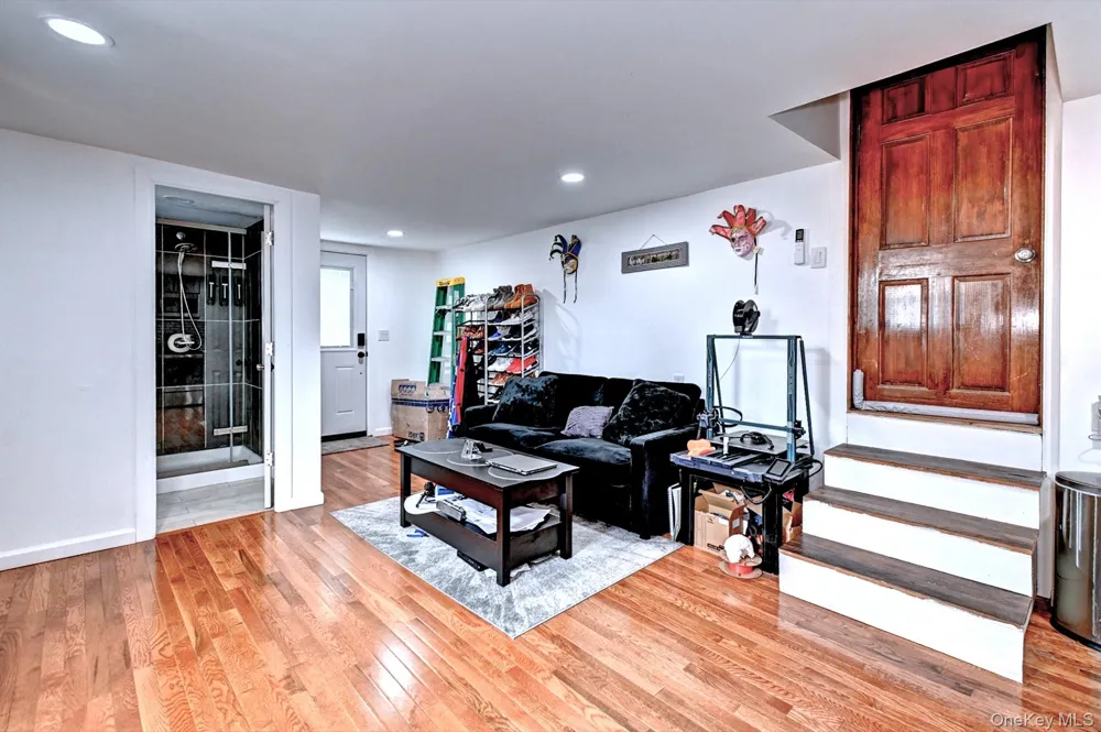 12 Bruce Lane Kings Park, NY 11754