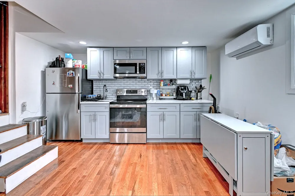 12 Bruce Lane Kings Park, NY 11754