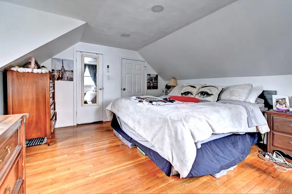 12 Bruce Lane Kings Park, NY 11754