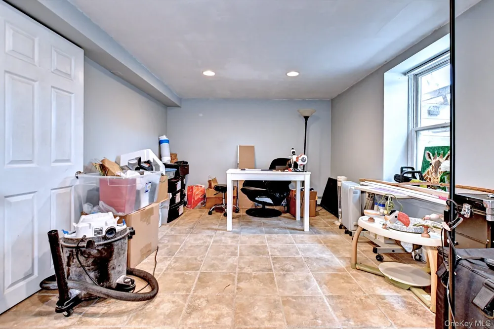 12 Bruce Lane Kings Park, NY 11754