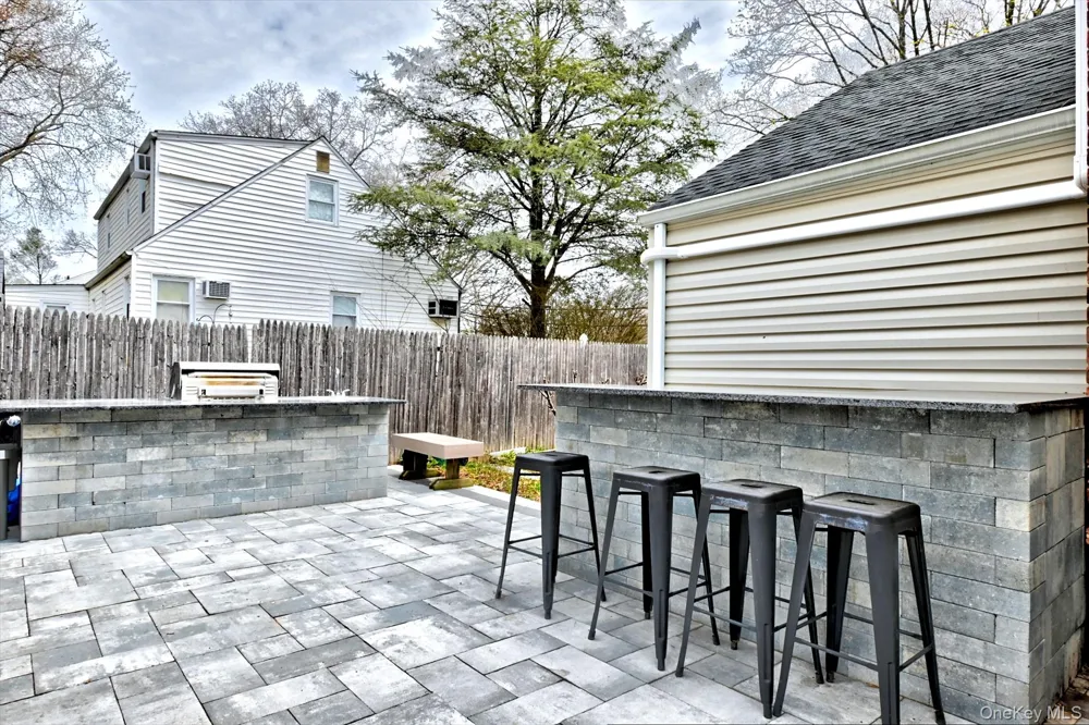 12 Bruce Lane Kings Park, NY 11754