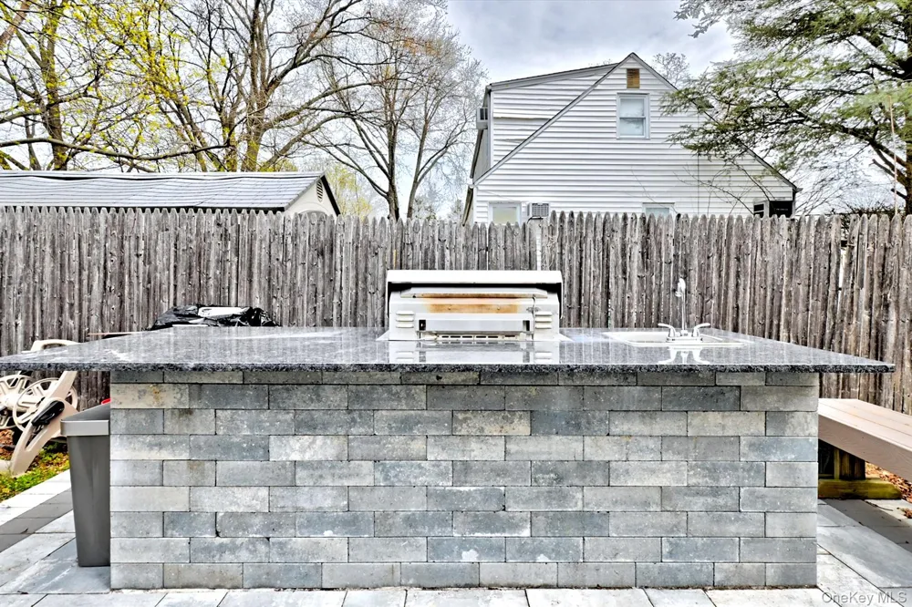 12 Bruce Lane Kings Park, NY 11754