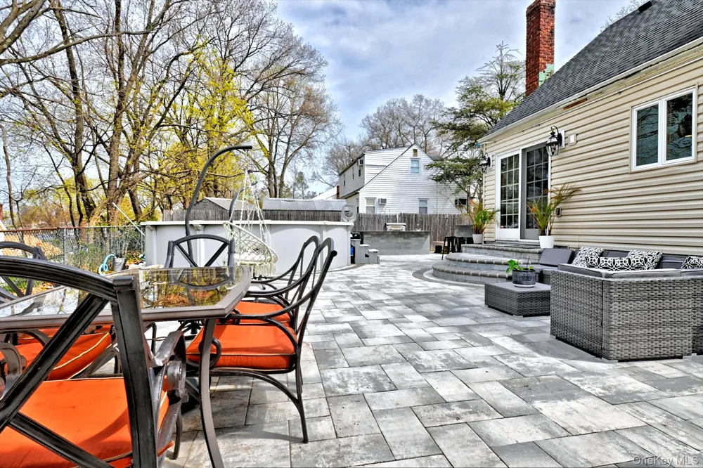12 Bruce Lane Kings Park, NY 11754