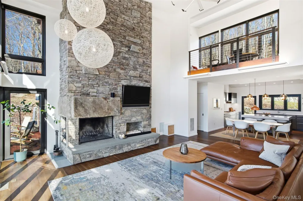 2 Lakeridge Drive Armonk, NY 10504