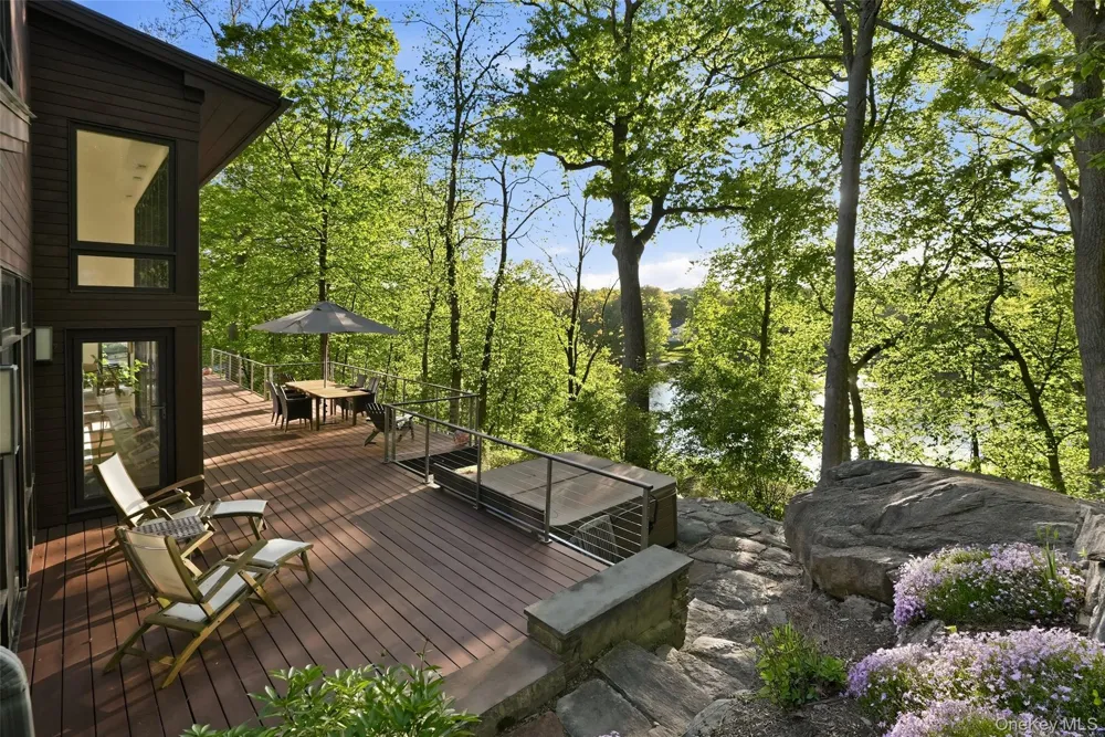2 Lakeridge Drive Armonk, NY 10504