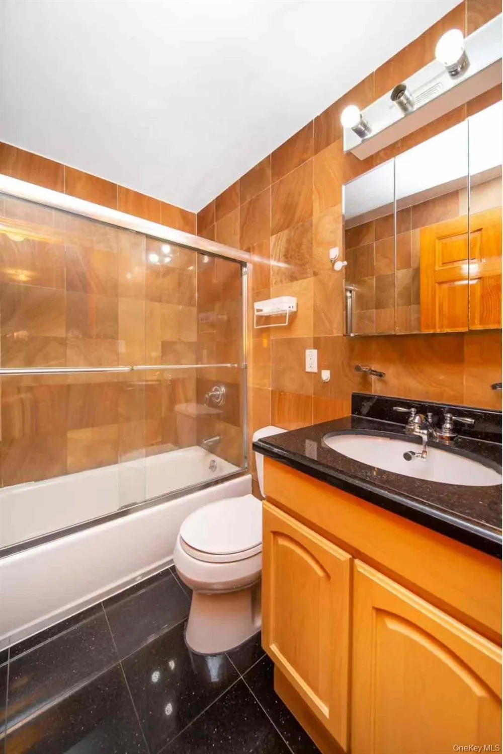 37-33 107th Street #2A Corona, NY 11368