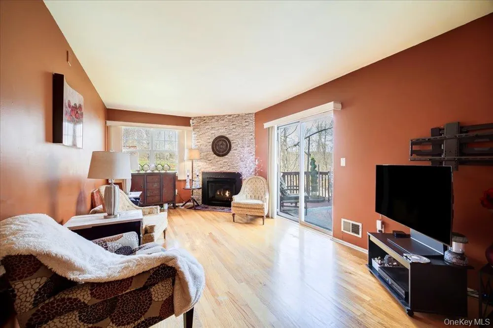 3 Emory Road Highland Mills, NY 10930