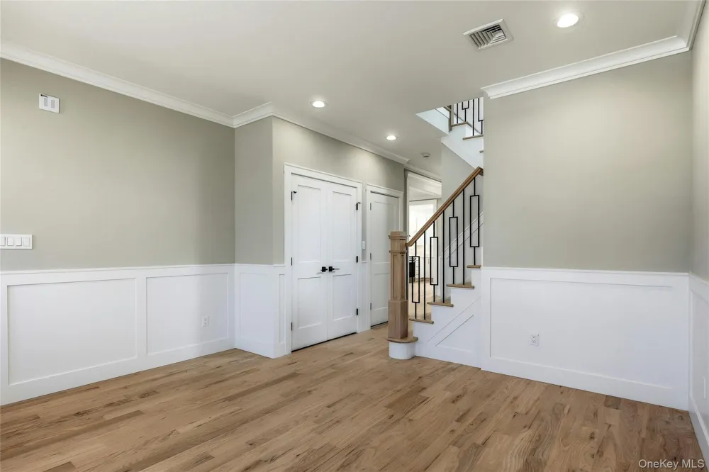 3380 Woodward Avenue Wantagh, NY 11793