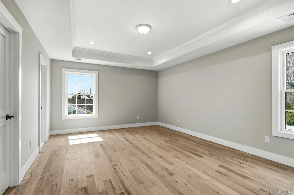 3380 Woodward Avenue Wantagh, NY 11793