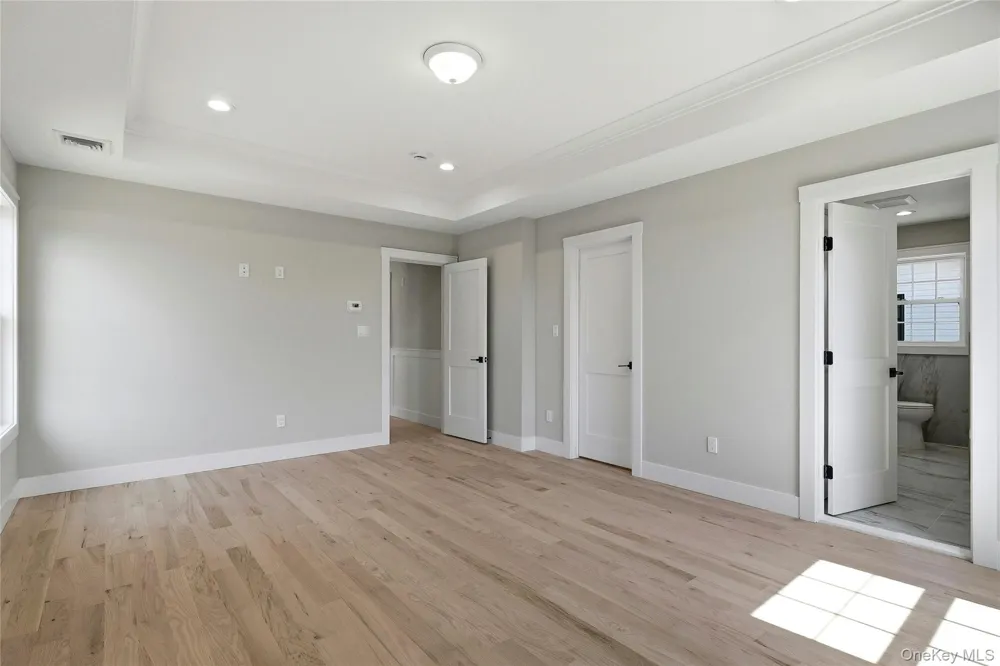 3380 Woodward Avenue Wantagh, NY 11793
