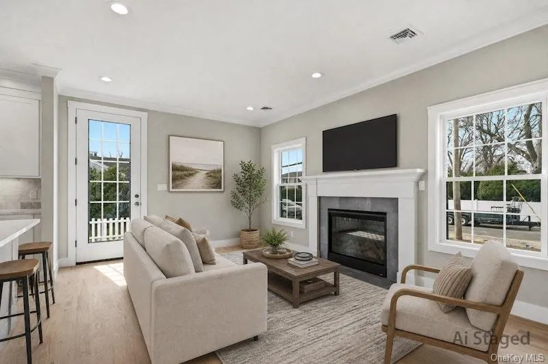 3380 Woodward Avenue Wantagh, NY 11793
