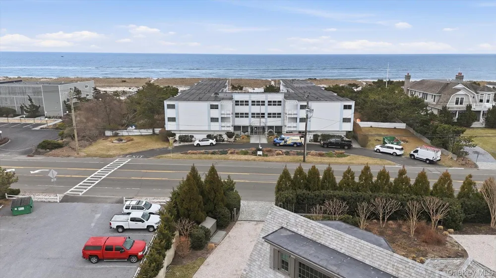 281 Dune Road #16B Westhampton Beach, NY 11978
