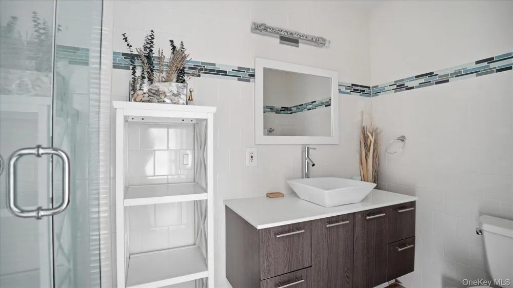 281 Dune Road #16B Westhampton Beach, NY 11978