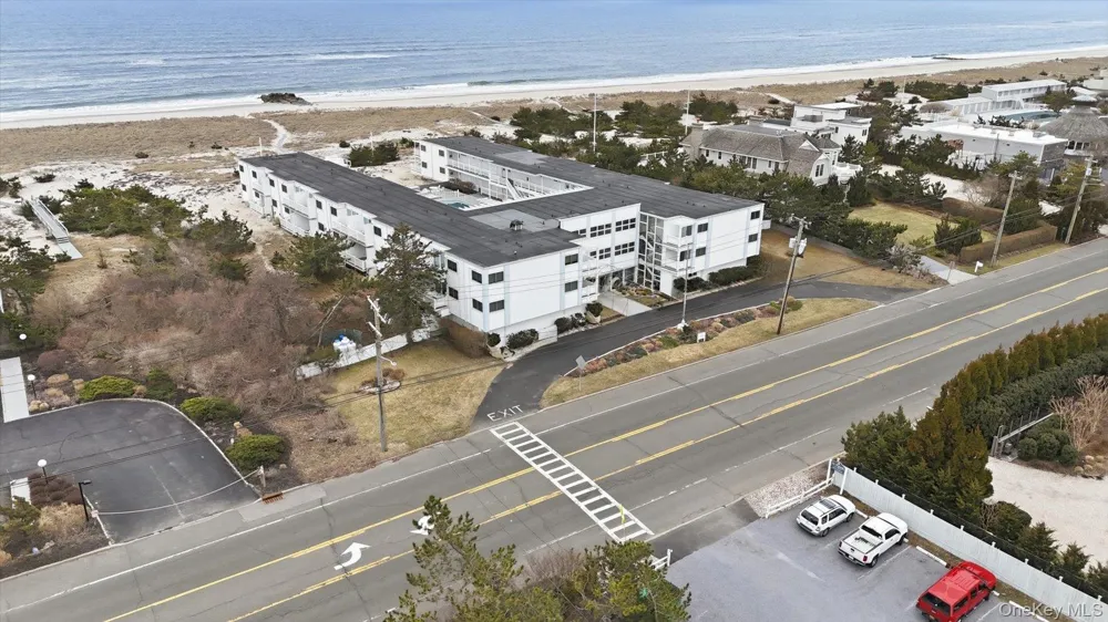 281 Dune Road #16B Westhampton Beach, NY 11978