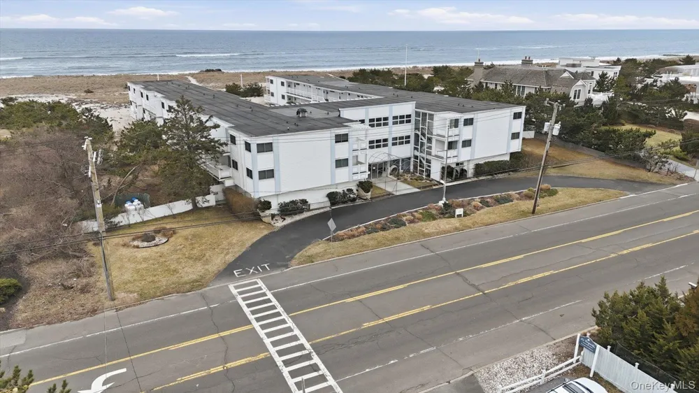 281 Dune Road #16B Westhampton Beach, NY 11978