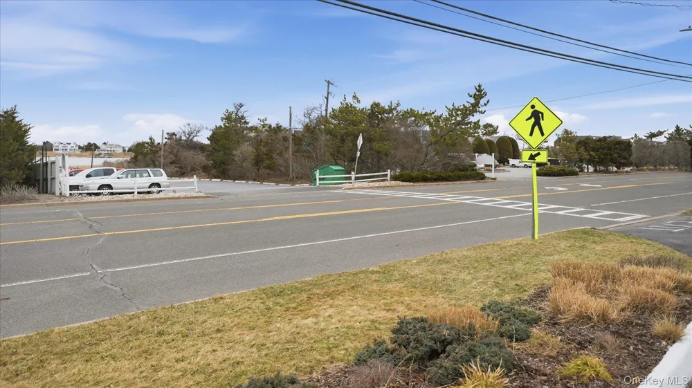 281 Dune Road #16B Westhampton Beach, NY 11978