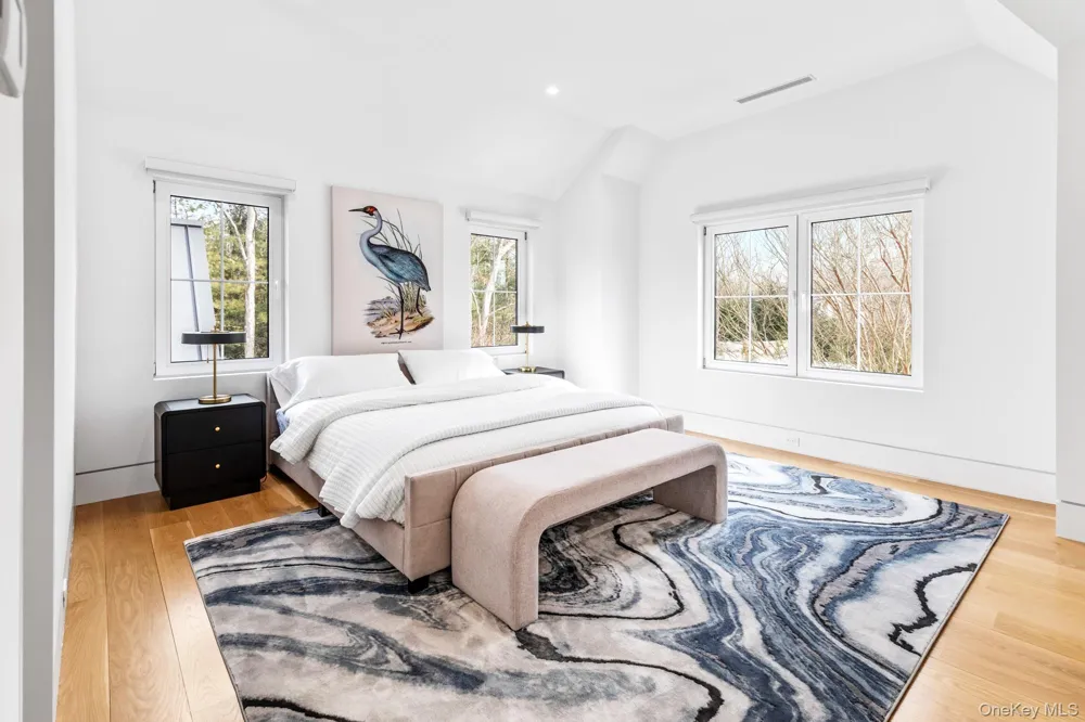 8 Ashwood Court Southampton, NY 11968