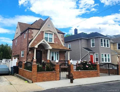 27-15 Butler Street