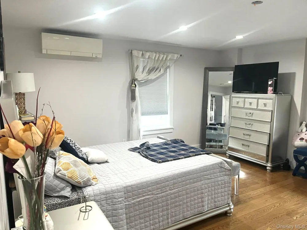27-15 Butler Street East Elmhurst, NY 11369