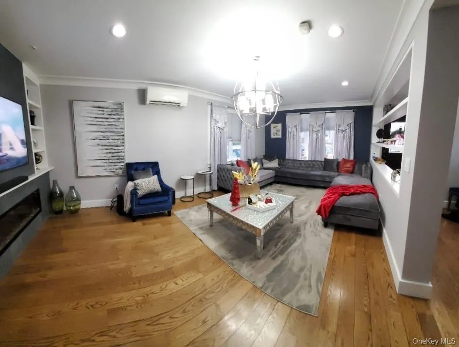 27-15 Butler Street East Elmhurst, NY 11369