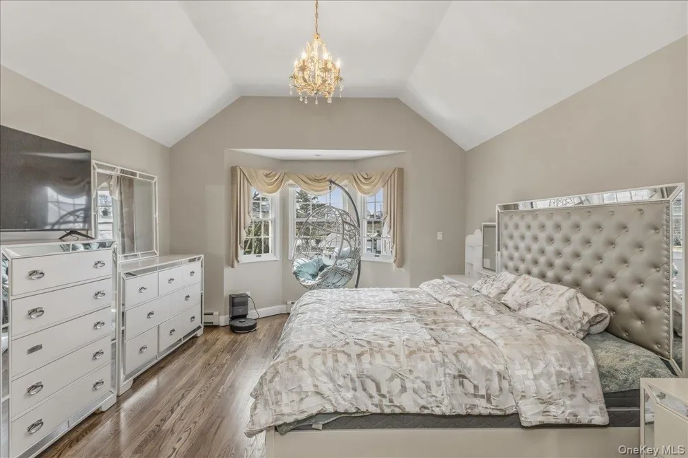 263 James Street Franklin Square, NY 11010