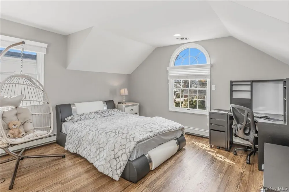 263 James Street Franklin Square, NY 11010