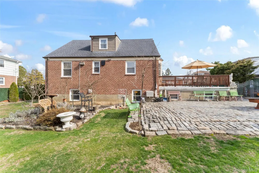 18 Butler Place Yonkers, NY 10710